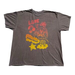 Urban outfitters Love is Real T-Shirt Oversized L/XLarge
